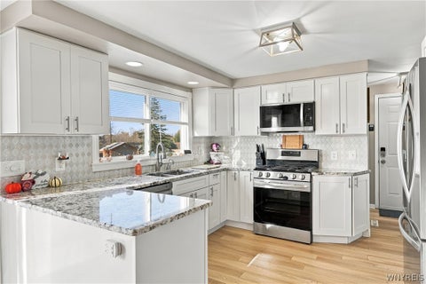 Tiny photo for 22 Petersbrook Circle, Lancaster, NY 14086 (MLS # B1724241)