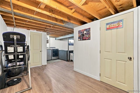 Tiny photo for 22 Petersbrook Circle, Lancaster, NY 14086 (MLS # B1724241)