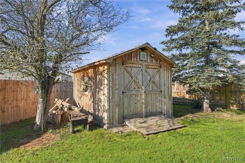 Tiny photo for 22 Petersbrook Circle, Lancaster, NY 14086 (MLS # B1724241)