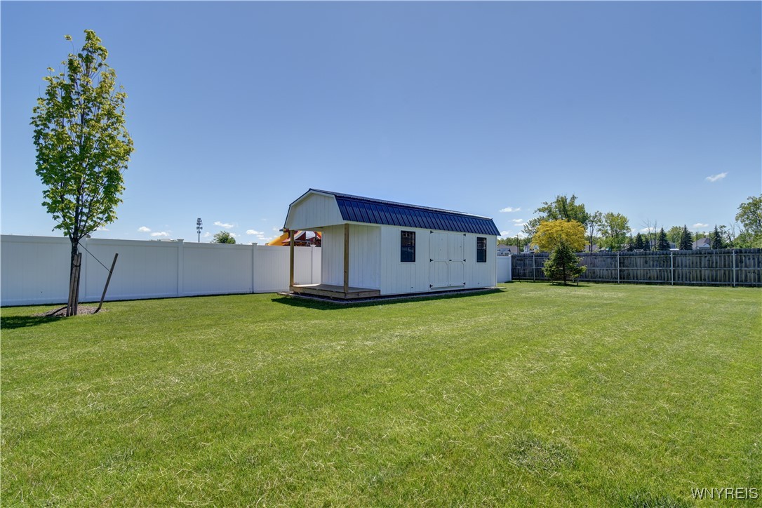4580 Carlyes Court, Hamburg, New York image 37