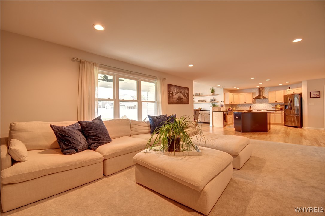 4580 Carlyes Court, Hamburg, New York image 3