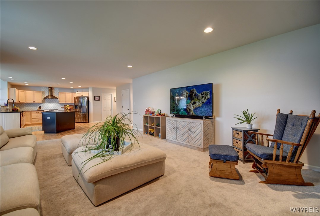 4580 Carlyes Court, Hamburg, New York image 4