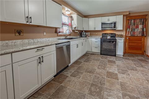 Tiny photo for 2981 Pearce Road, Wheatfield, NY 14120 (MLS # B1708199)