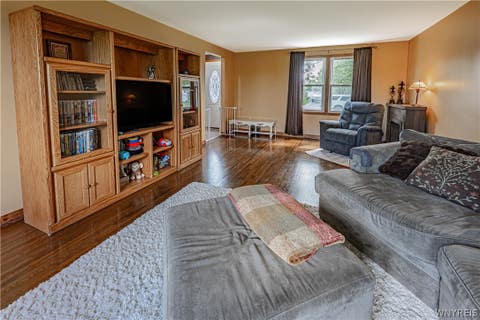 Tiny photo for 2981 Pearce Road, Wheatfield, NY 14120 (MLS # B1708199)