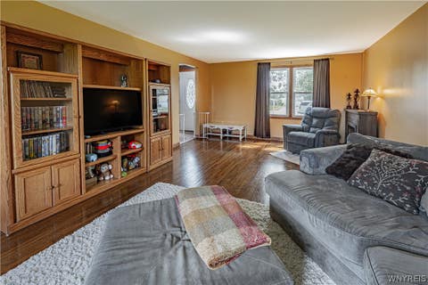 Tiny photo for 2981 Pearce Road, Wheatfield, NY 14120 (MLS # B1708199)