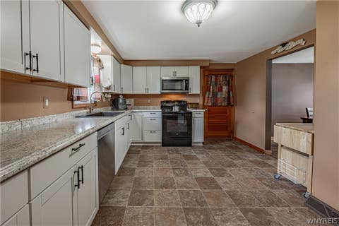 Tiny photo for 2981 Pearce Road, Wheatfield, NY 14120 (MLS # B1708199)