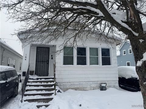 Photo of 144 Goembel Avenue, Buffalo, NY 14211 (MLS # B1660454)