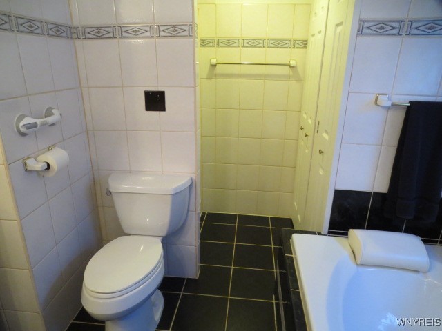 74 Waterview Parkway, Hamburg, New York image 26