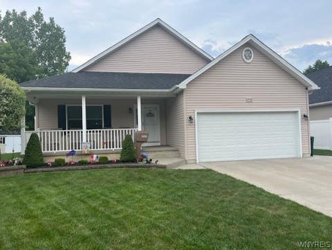 Photo for 1565 Sherwood Avenue