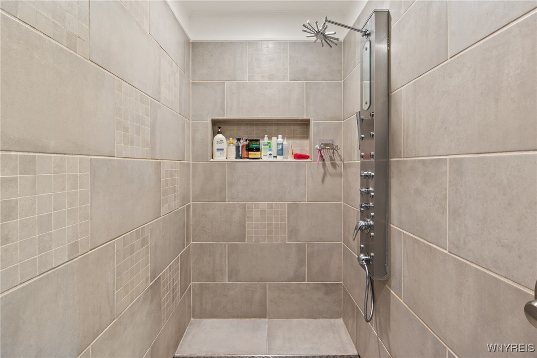 78 Hunters Ridge Road, Orchard Park, New York image 33