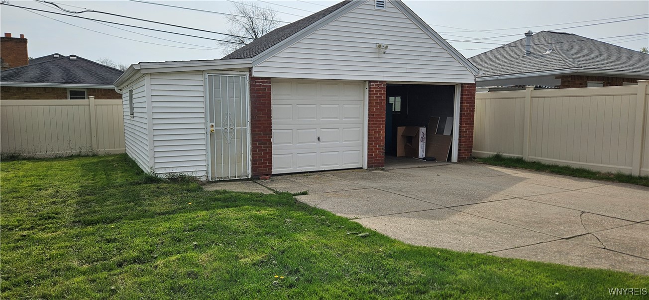 187 Eastland Parkway, Cheektowaga, New York image 36