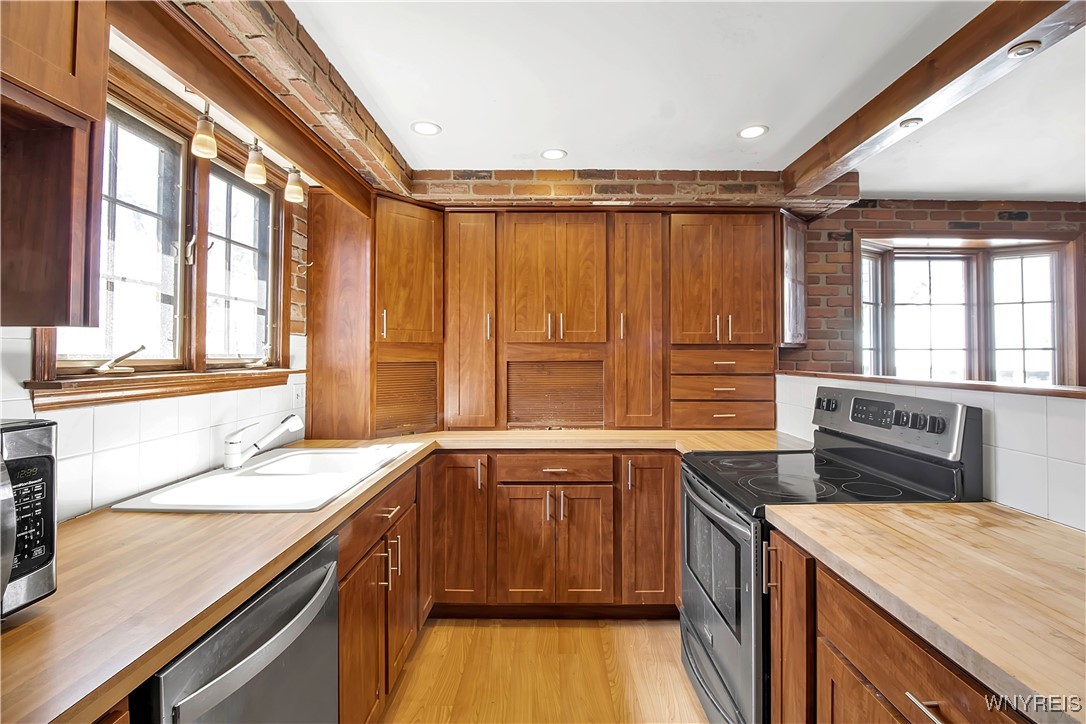 48 Palmdale Drive, Amherst, New York image 19