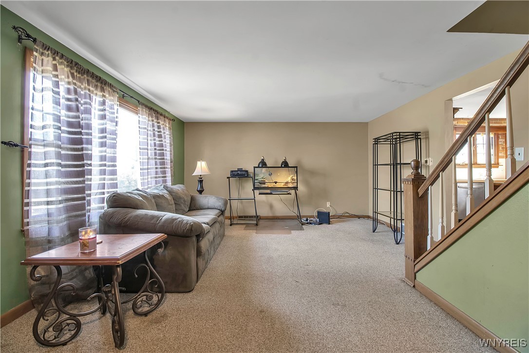 48 Palmdale Drive, Amherst, New York image 4
