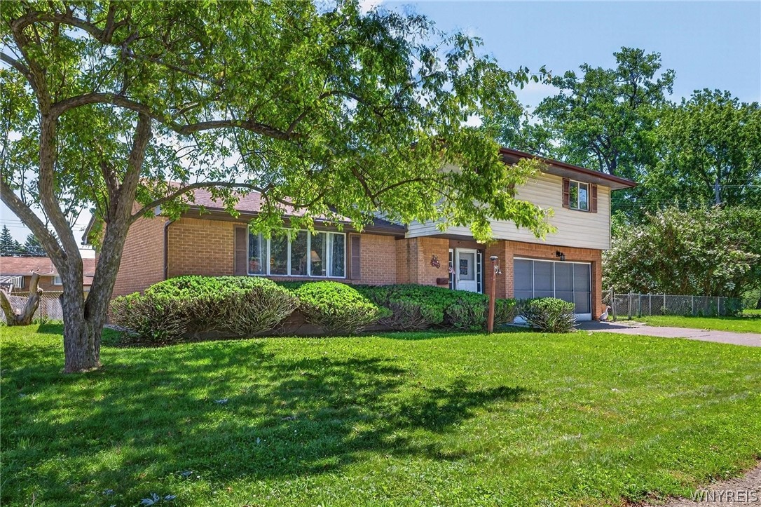 8 Southgate Drive - Photo 2