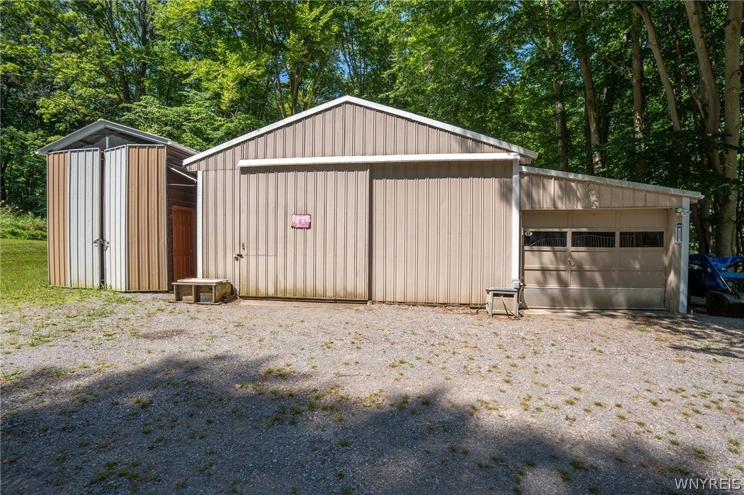 2958 Sonricker Road