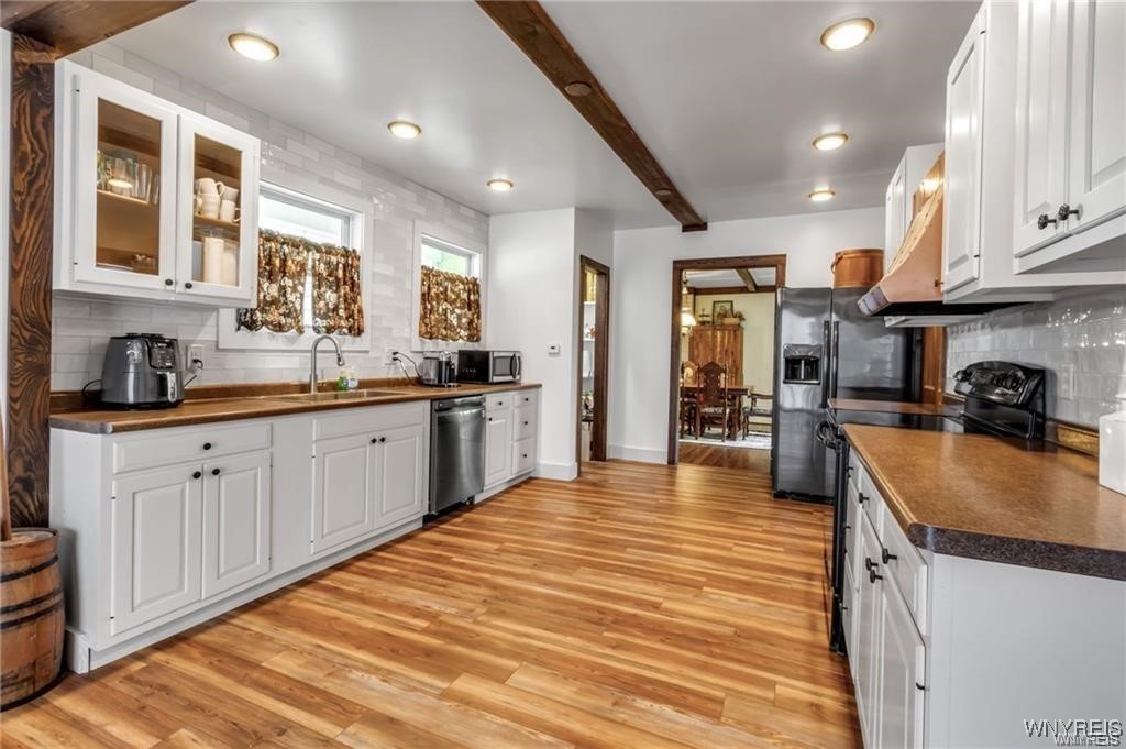 Gaines, New York 14411, United States, 5 Bedrooms Bedrooms, ,2 BathroomsBathrooms,Residential,Active,223585