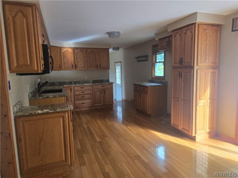 Tiny photo for 6190 Cole Road, Orchard Park, NY 14127 (MLS # B1715405)