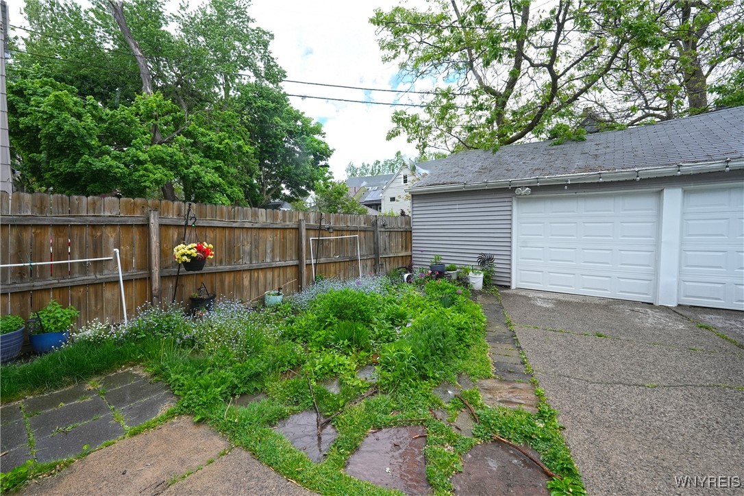 141 Baynes Street, Buffalo, New York image 49