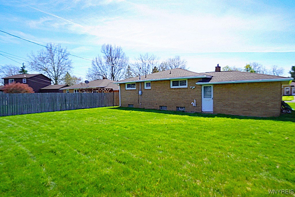 3890 Princeton Road, Hamburg, New York image 31