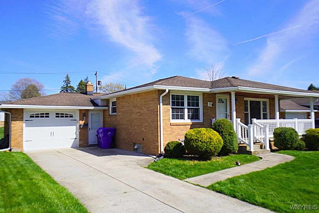 3890 Princeton Road, Hamburg, New York image 2