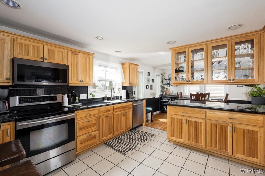 41 Willow Green Drive, Amherst, New York image 11