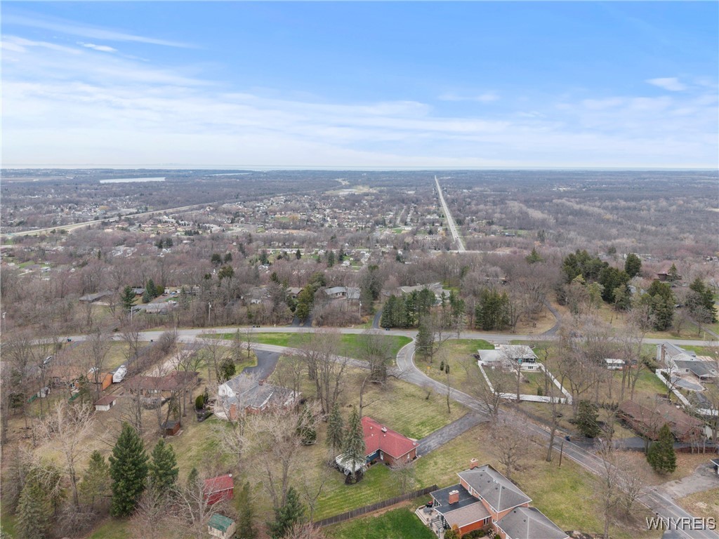 5024 Bronson Drive, Lewiston, New York image 6