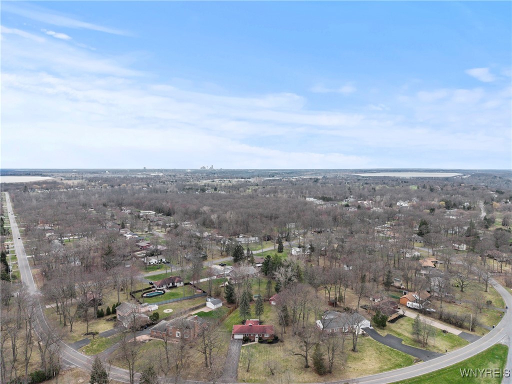 5024 Bronson Drive, Lewiston, New York image 5