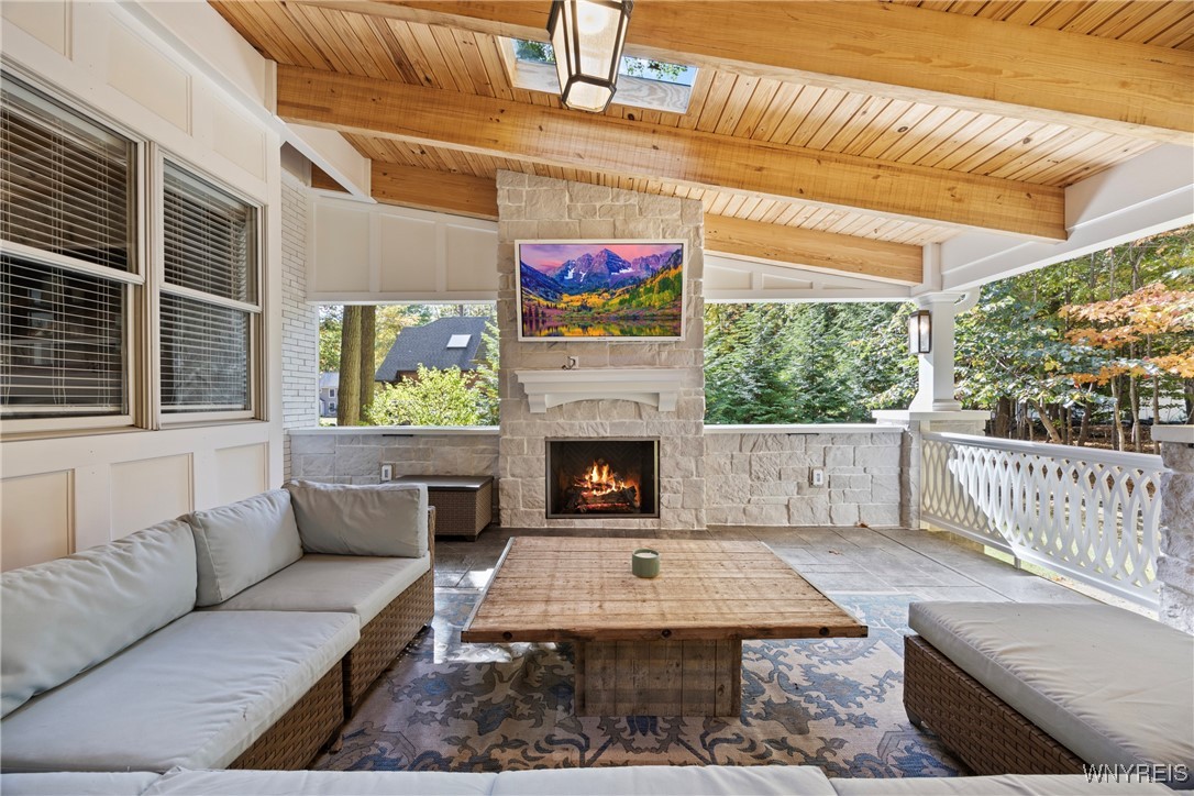 4990 Sandstone Court