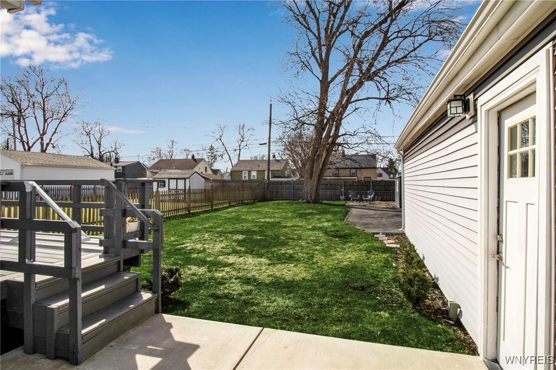 8 Vernon Drive, Cheektowaga, New York image 4