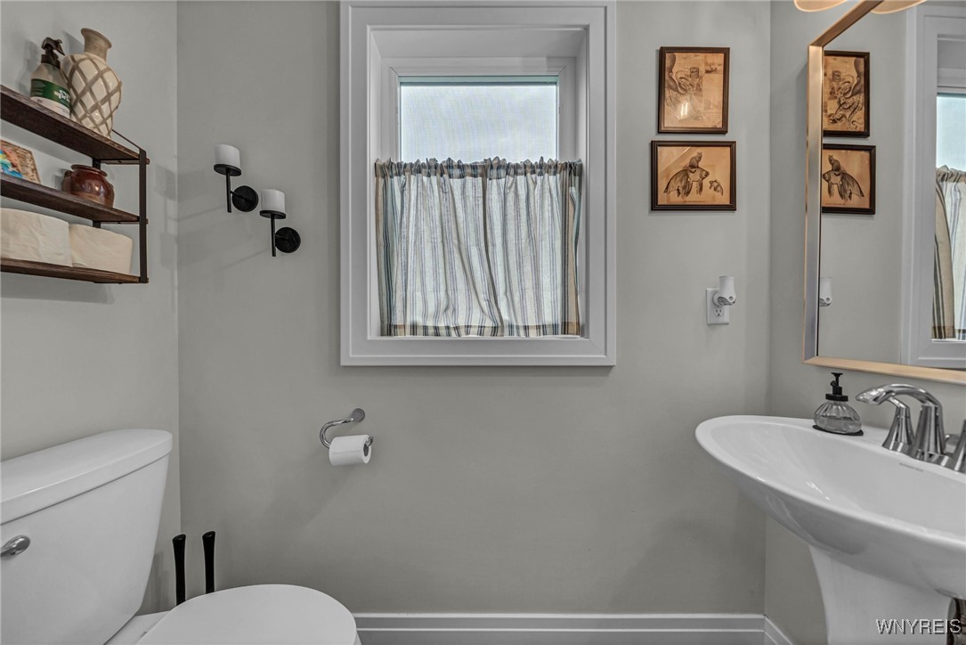 1076 Townline Rd, Lancaster, New York image 22
