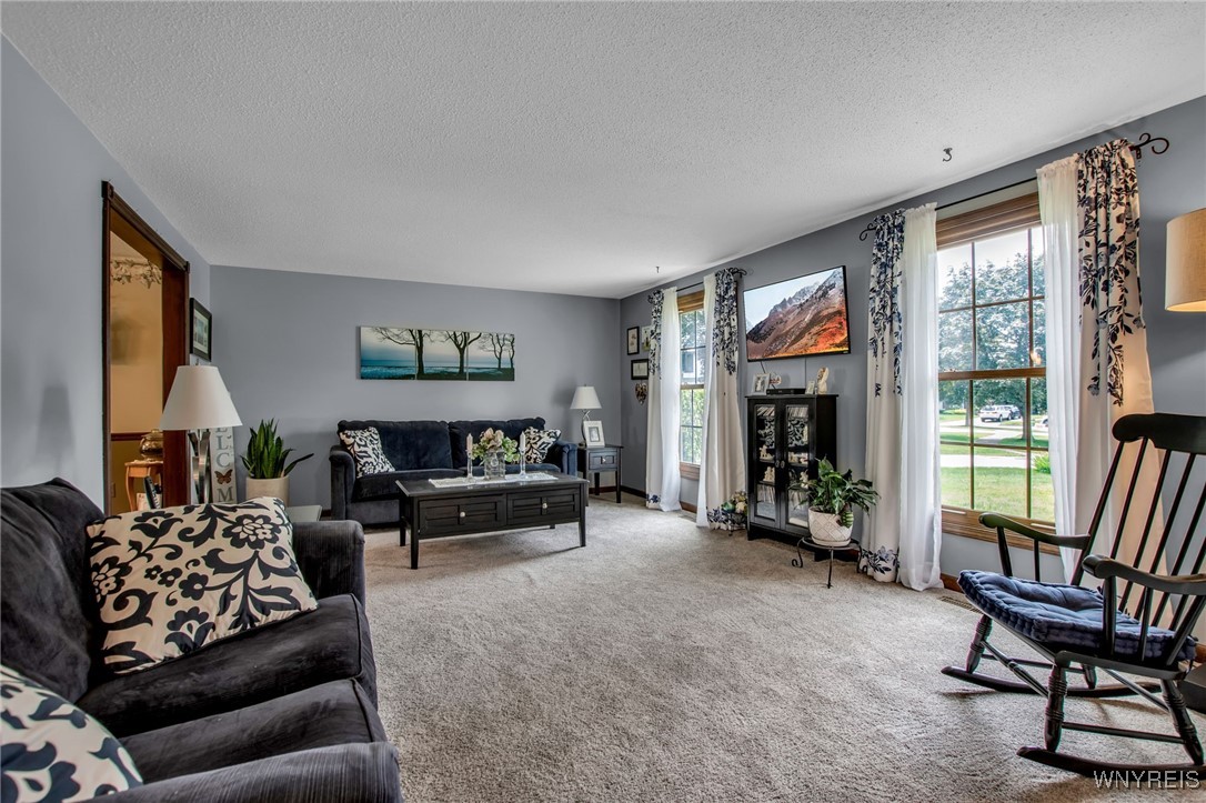 12 Idlebrook Court