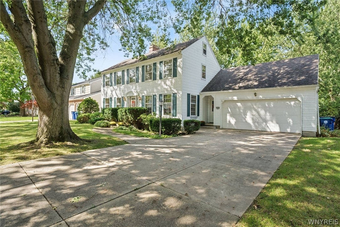 102 Carriage Circle