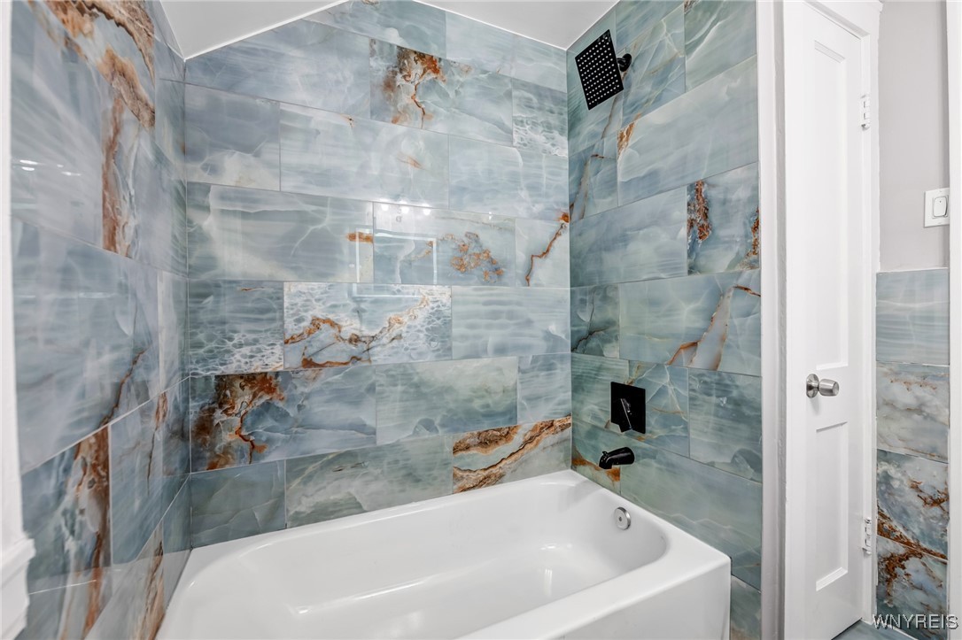 44 Cleveland Drive, Cheektowaga, New York image 34