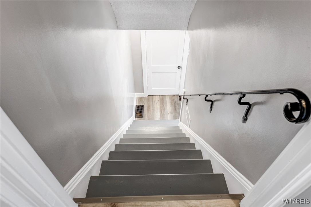 44 Cleveland Drive, Cheektowaga, New York image 32