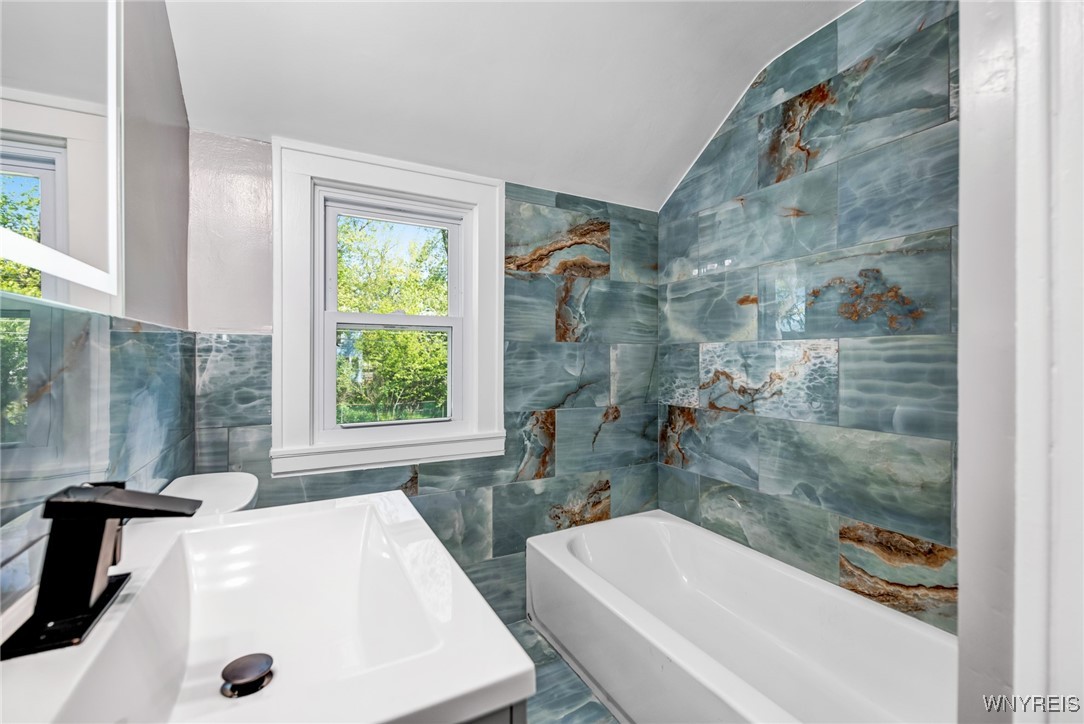 44 Cleveland Drive, Cheektowaga, New York image 33
