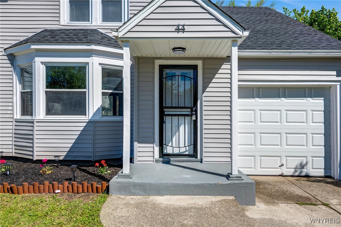 44 Cleveland Drive, Cheektowaga, New York image 2