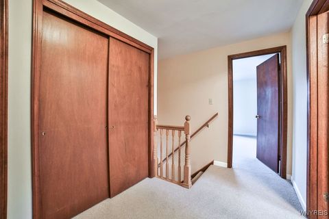 Tiny photo for 555 Ransom Road, Grand Island, NY 14072 (MLS # B1655354)