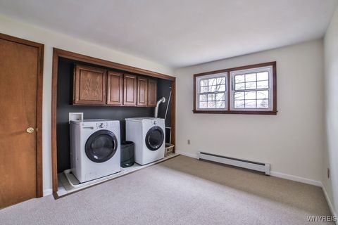 Tiny photo for 555 Ransom Road, Grand Island, NY 14072 (MLS # B1655354)