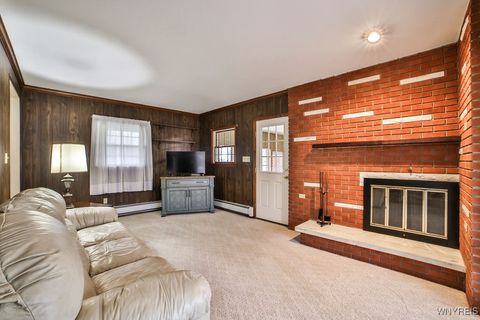 Tiny photo for 555 Ransom Road, Grand Island, NY 14072 (MLS # B1655354)