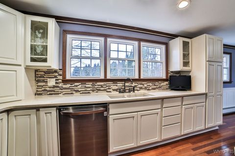 Tiny photo for 555 Ransom Road, Grand Island, NY 14072 (MLS # B1655354)