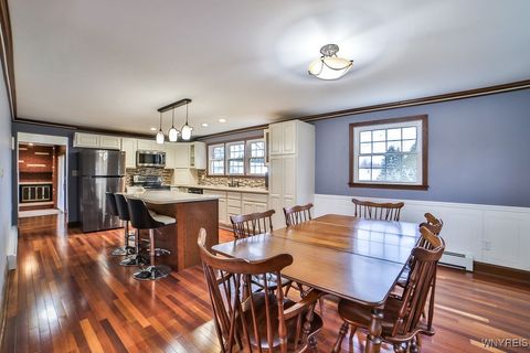 Tiny photo for 555 Ransom Road, Grand Island, NY 14072 (MLS # B1655354)