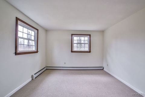 Tiny photo for 555 Ransom Road, Grand Island, NY 14072 (MLS # B1655354)