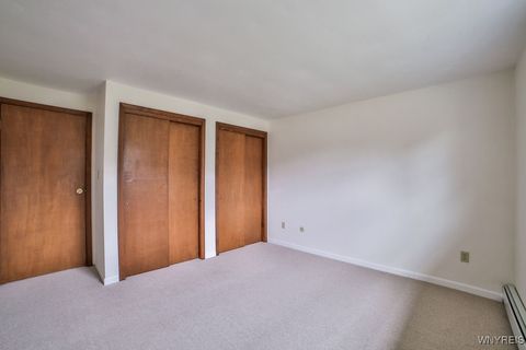 Tiny photo for 555 Ransom Road, Grand Island, NY 14072 (MLS # B1655354)