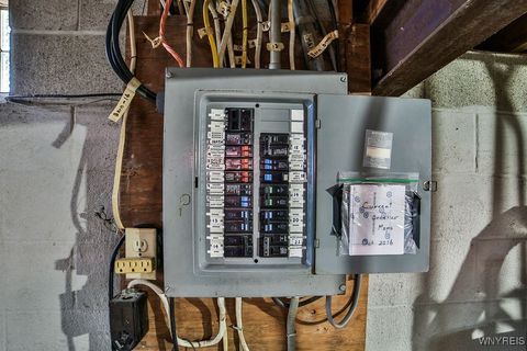 Tiny photo for 555 Ransom Road, Grand Island, NY 14072 (MLS # B1655354)