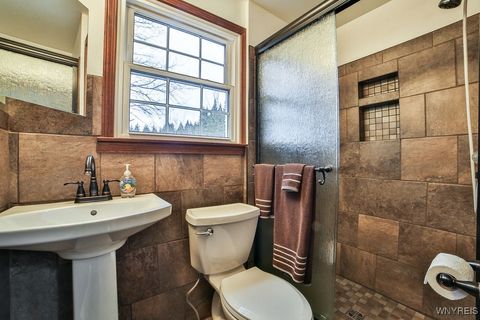 Tiny photo for 555 Ransom Road, Grand Island, NY 14072 (MLS # B1655354)