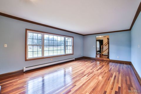 Tiny photo for 555 Ransom Road, Grand Island, NY 14072 (MLS # B1655354)