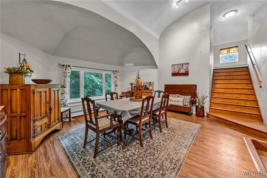 Somerset, New York 14012, United States, 6 Bedrooms Bedrooms, ,3 BathroomsBathrooms,Residential,Active,1932