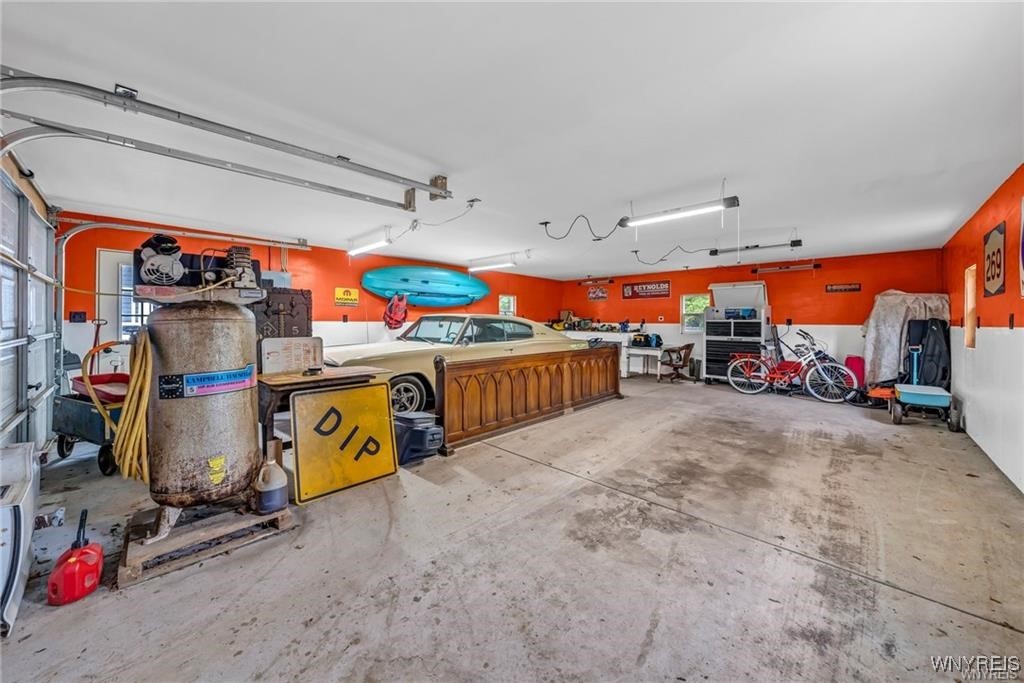 Somerset, New York 14012, United States, 6 Bedrooms Bedrooms, ,3 BathroomsBathrooms,Residential,Active,1932