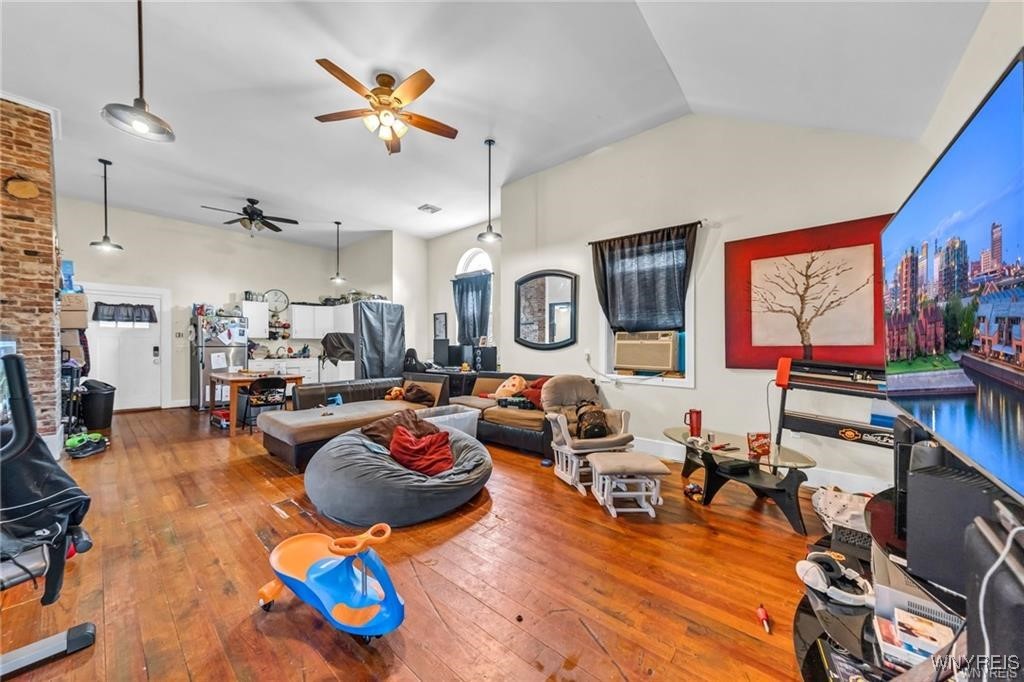 Somerset, New York 14012, United States, 6 Bedrooms Bedrooms, ,3 BathroomsBathrooms,Residential,Active,1932