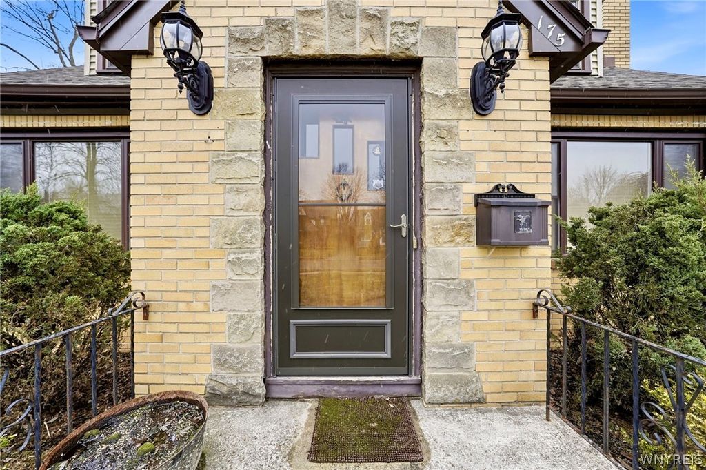 Photo of 175 Mount Vernon Road, Amherst, NY 14226 (MLS # B1668169)